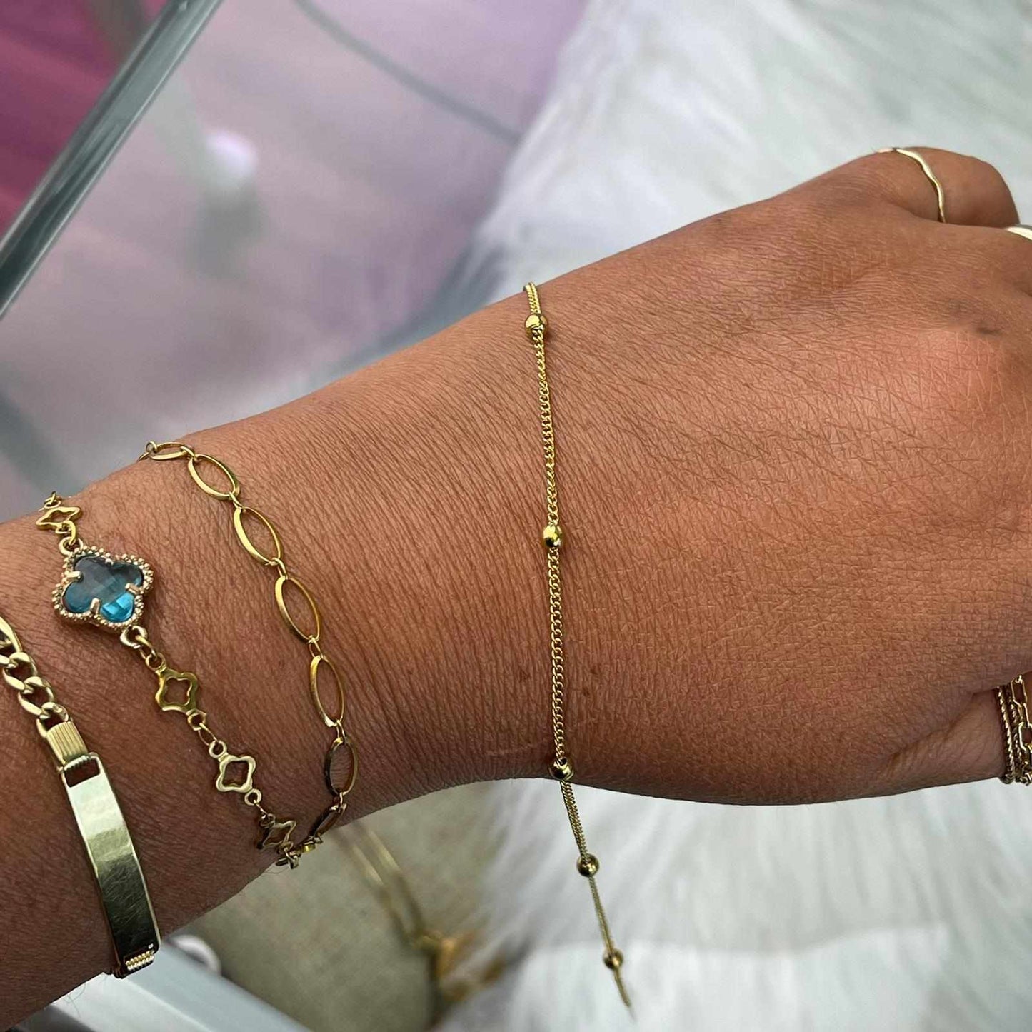 Satellite Chain by the foot