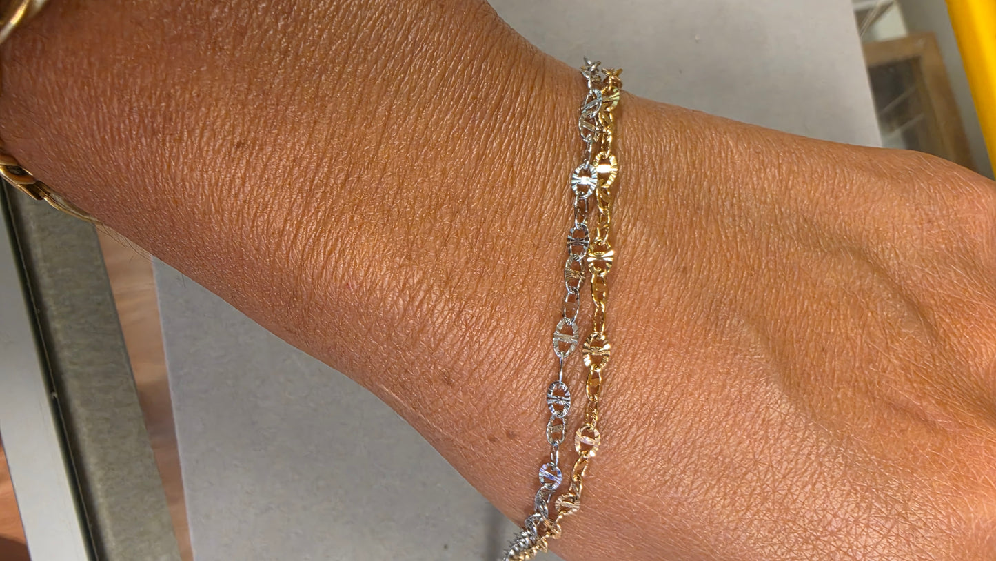 Oval Shimmering Dapped Chain by the foot