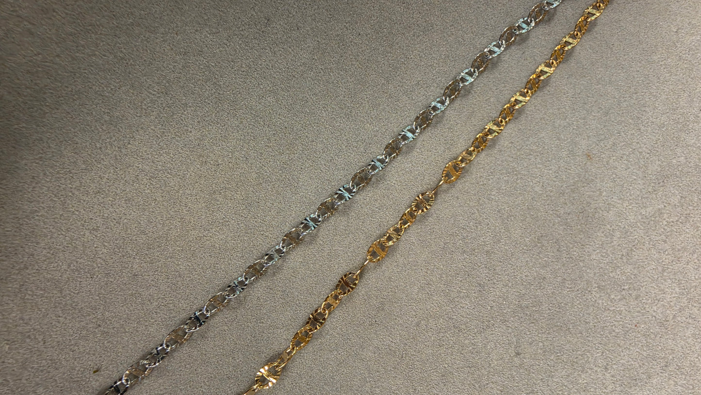 Oval Shimmering Dapped Chain by the foot