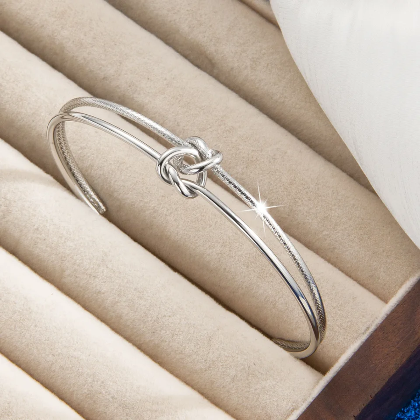 SPARKLE Knot Bracelet Cuff