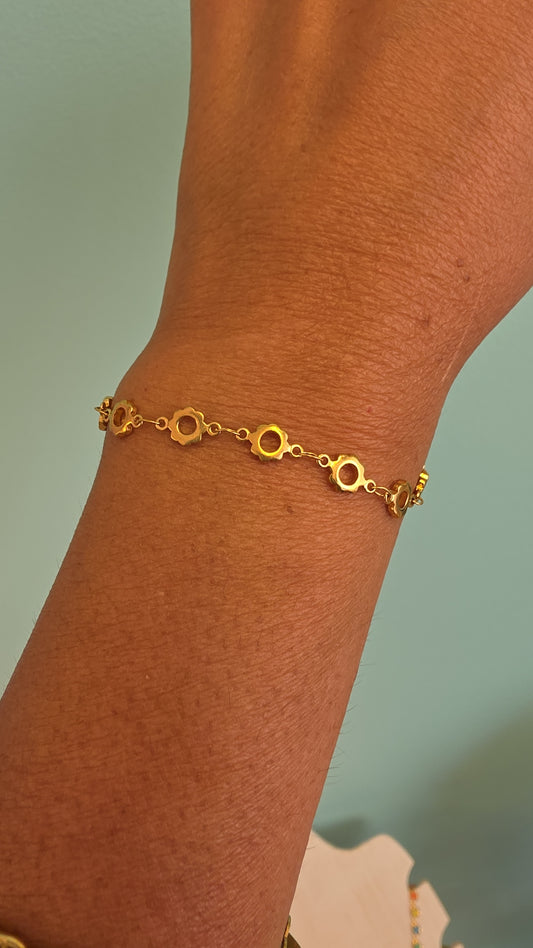 Daisy Chain Bracelet