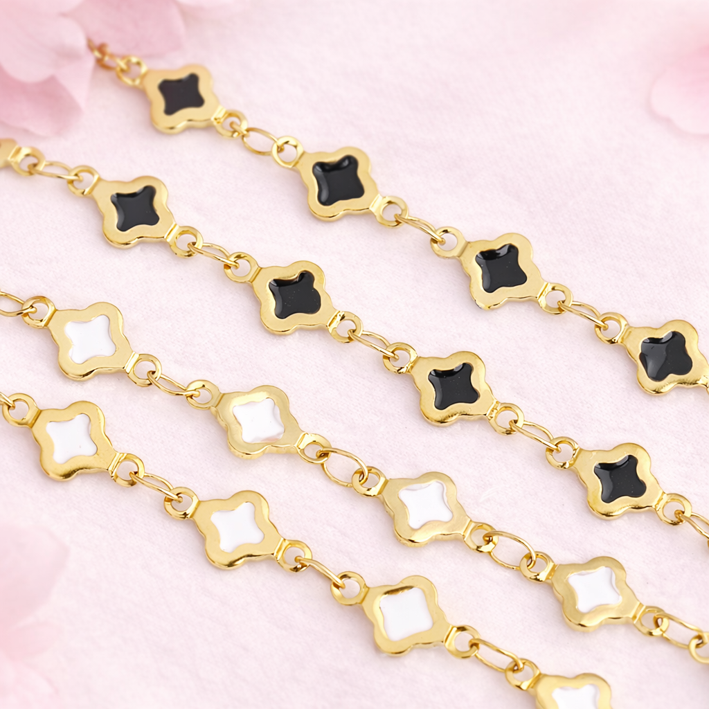 Silhouette Enamel Clover Chain by the foot